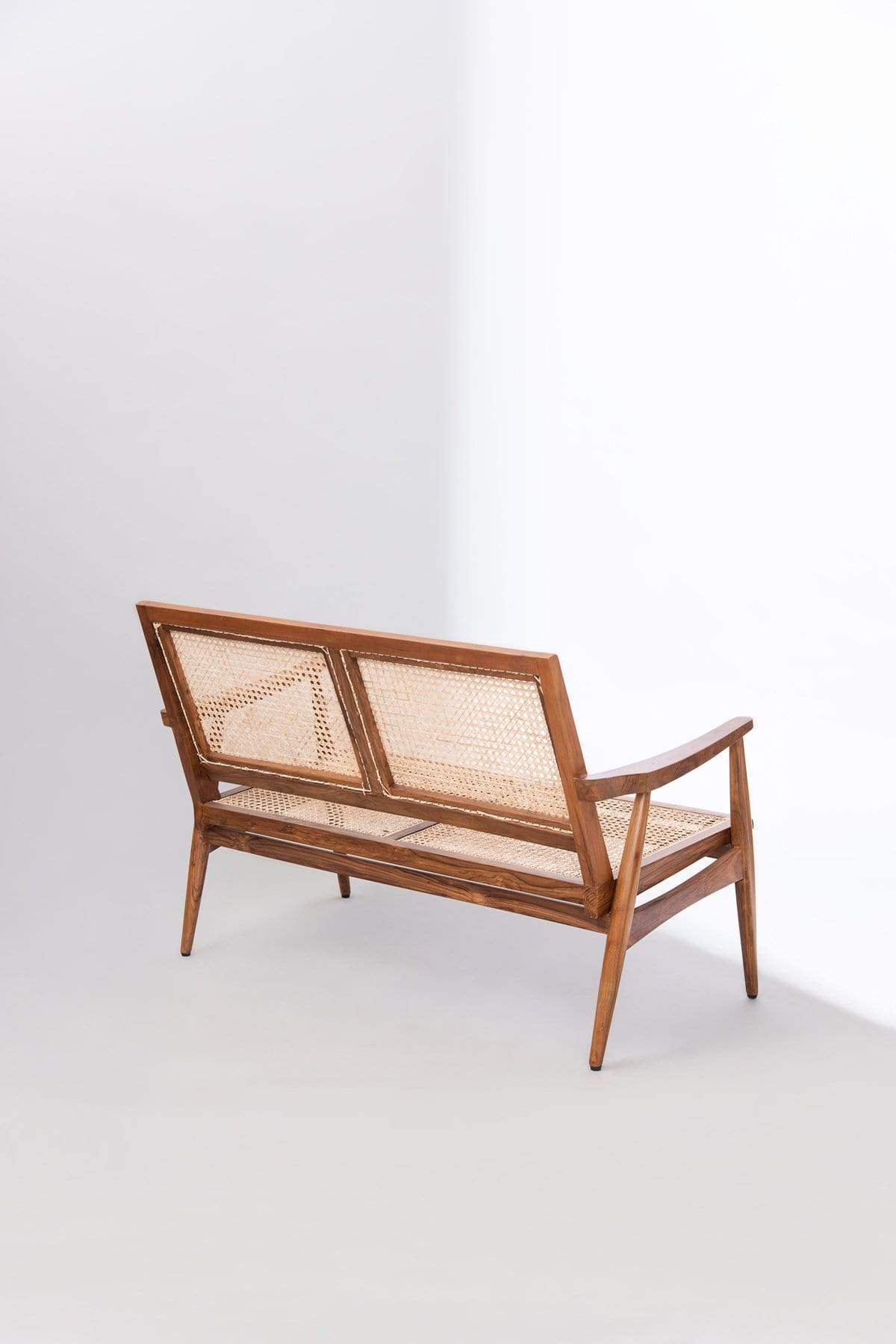 BENCH 14