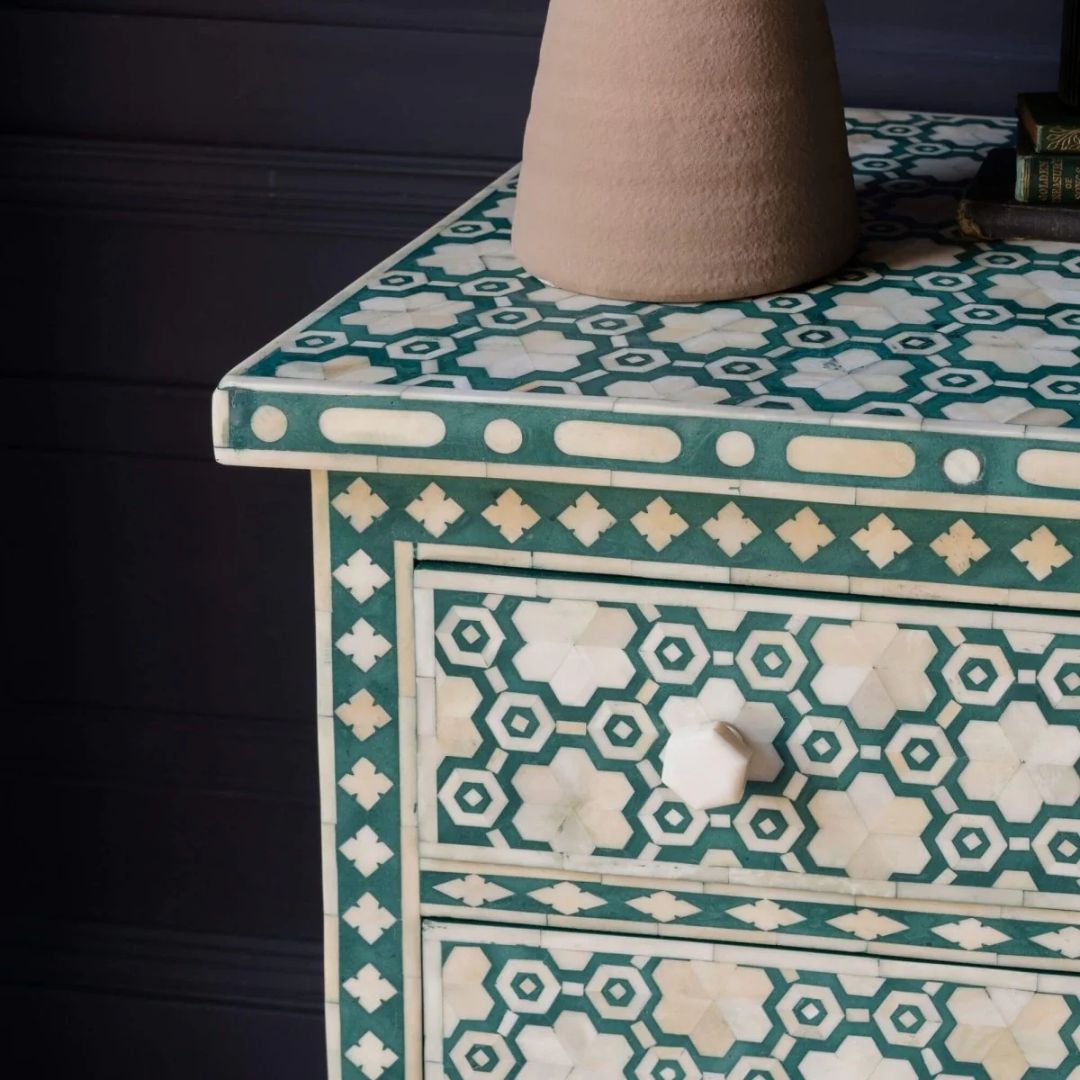 dresser 6 - Copy
